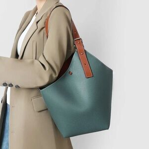 MDBM Maison de Beaute Marseilles Cholet Two-Tone Leather Tote Bucket Bag Celeste